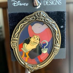 🍒💣Captain Hook Villains pin